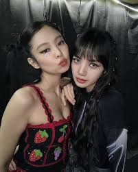 Lisa and Jennie from the K-Pop group "BLACKPINK"